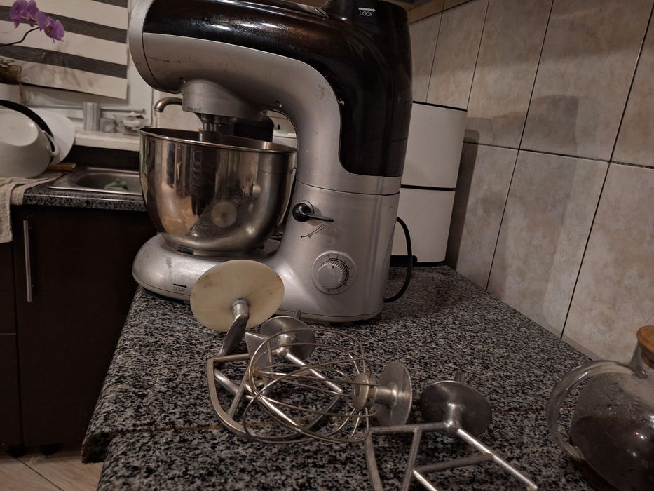 Комбайн тесотомес