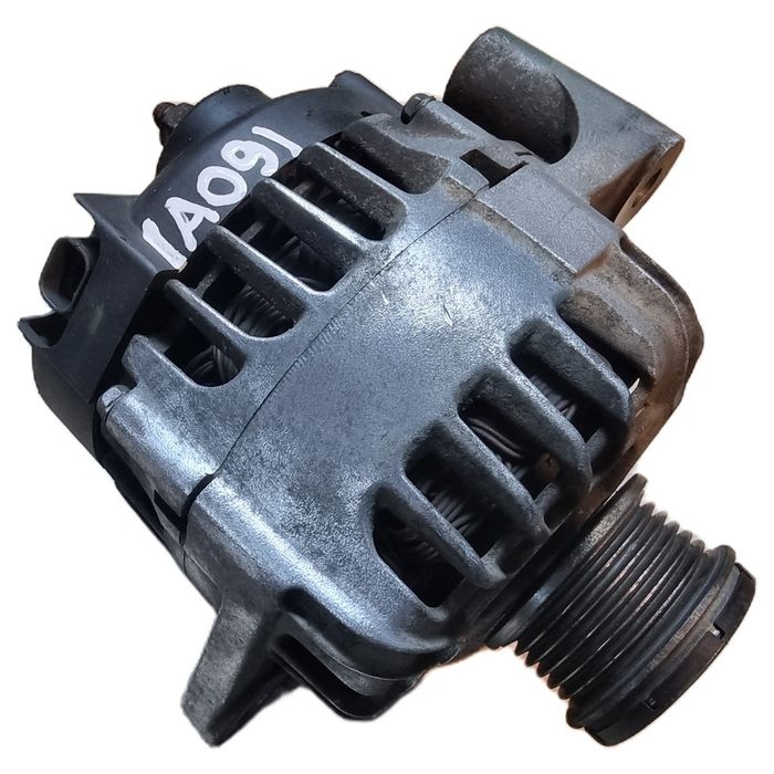 Alternator prądu Opel 13502582 14V 140A Insignia Astra Zafira Cascada