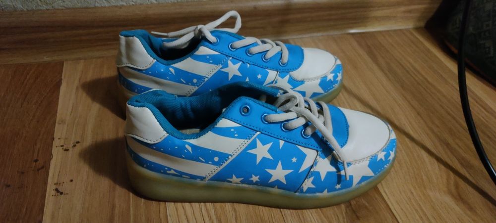 Продам взуття...