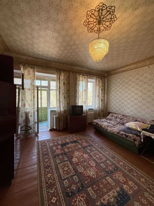 3к квартира 80м2 поверх 4/5 на Юліана Матвійчука сталінка