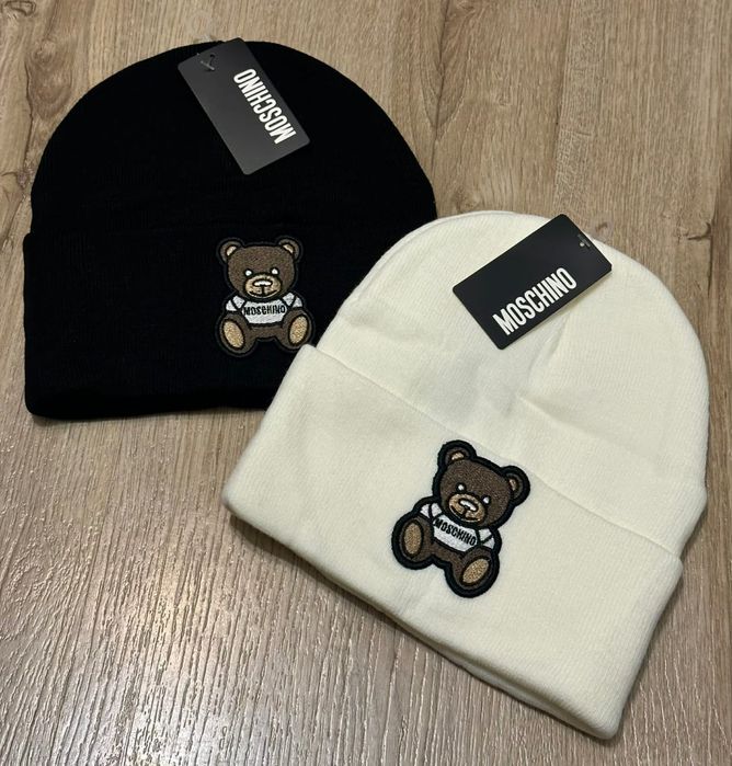 Nowa czapka zimowa moschino czarna