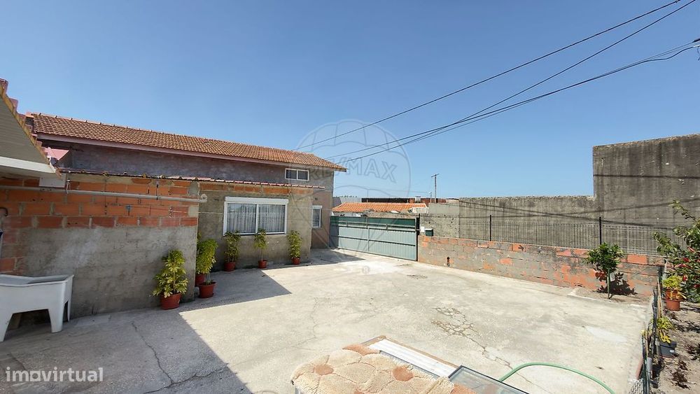 Moradia T2 para venda