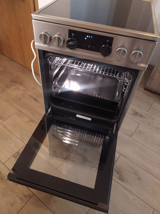 Kuchenka elektryczna gorenje z płytą ceramiczną