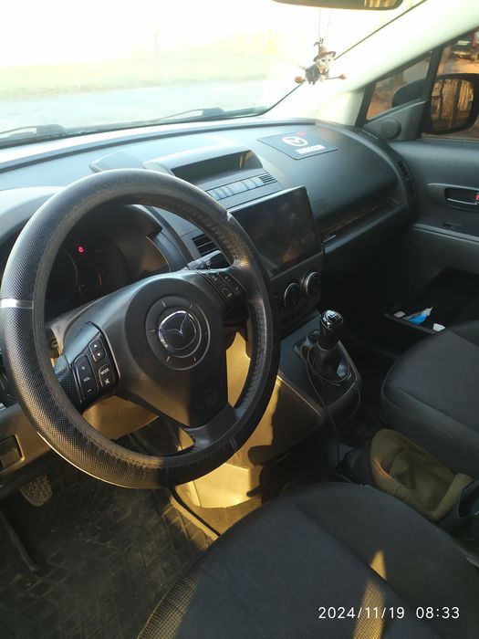 Продам семейную машину.