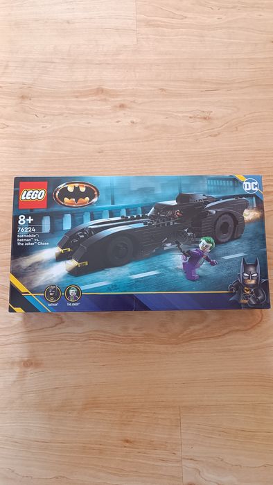 LEGO 76224 DC Super Heroes - Batmobil: Pościg Batmana za Jokerem