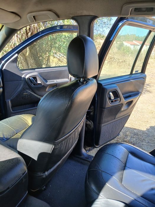 Vendo carro usado em bom estado para mais informacoes contactar por chamada telefonica por favor