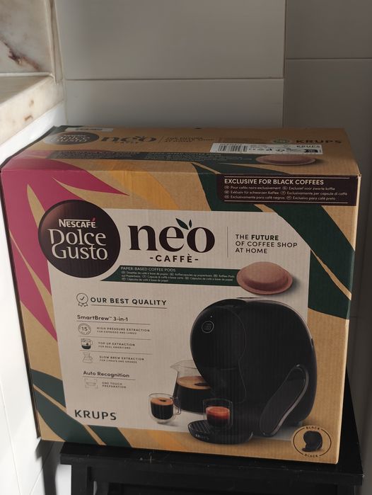 Máquina de café Nescafé Dolce Gusto NEO by Krups, cor branca, nova na caixa.