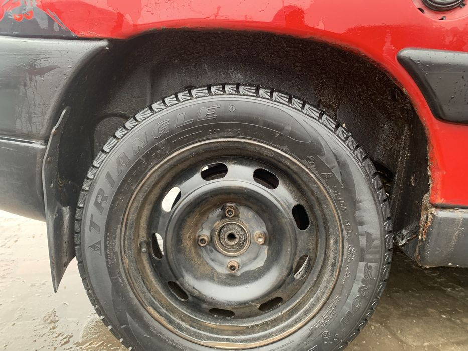 Пежо Партнер.