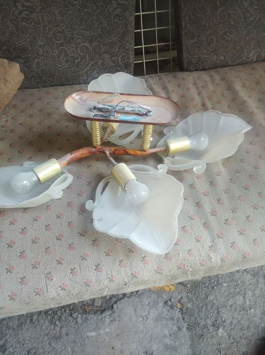 Люстра, светильник