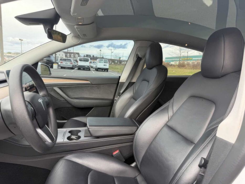 Tesla Model Y Performance      2022