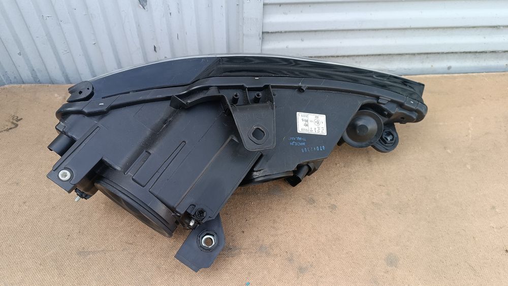 Vendo farol esquerdo de Audi A3 ano 2016