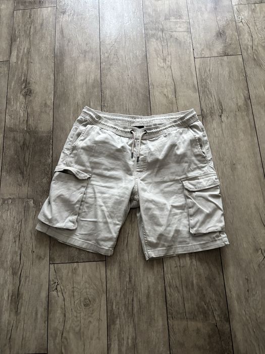 Nowe spodenki meskie 36 L