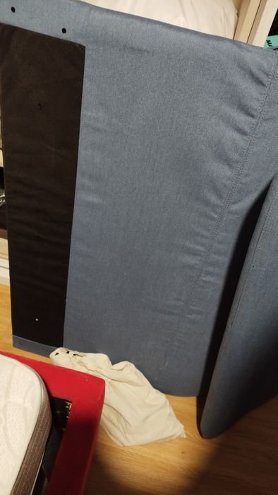 Cama de solteiro semi nova