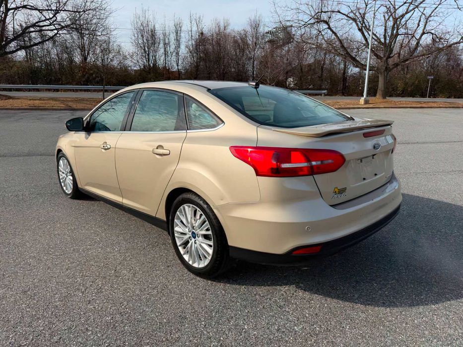 Ford Focus Titanium      2018