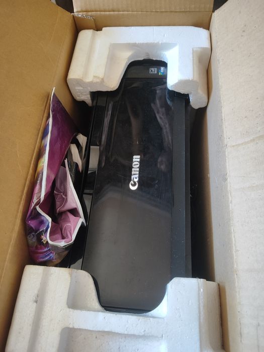 Продам принтер Canon