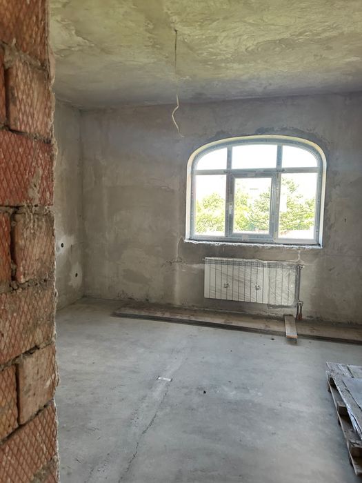 Продається 5кімнатний будинок В Кучурів вул В Великого