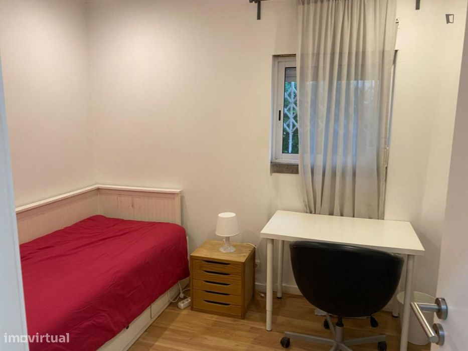 Quarto - localizado em Lisbon