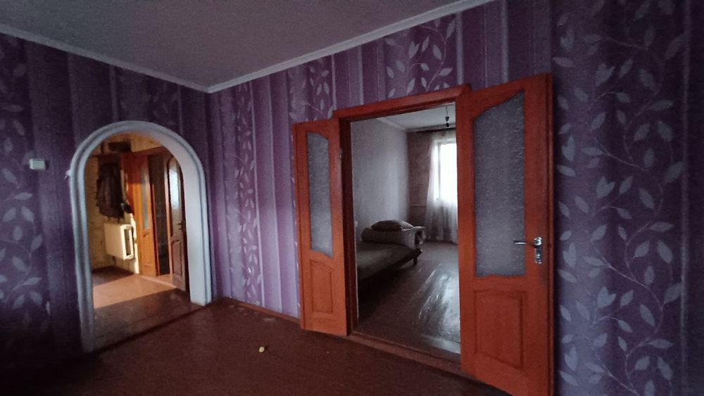 Продаж будинку в с. Озерна з виходом до річки