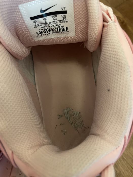 Buty różowe nike uptempo