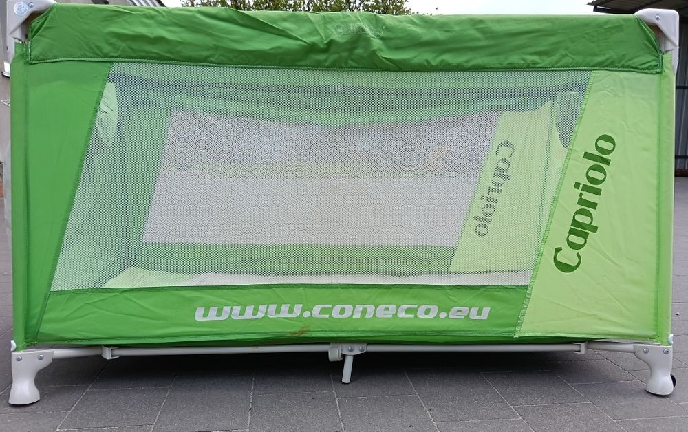 Дитячий манеж Coneco Capriolo