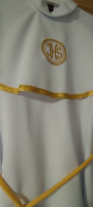 Alba komunijna na uroczystość przyjęcia I Komunii Świętej