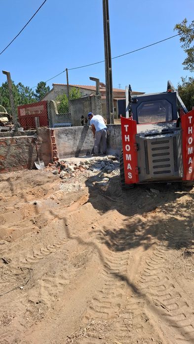 Demolições e escavação , terraplanagem  limpeza de terreno