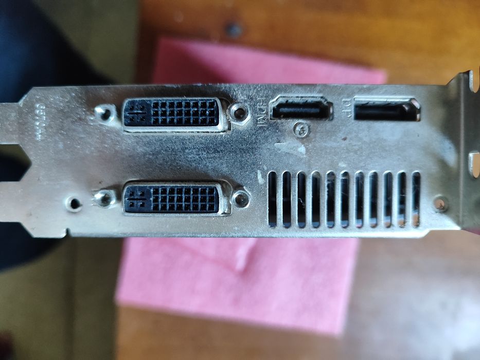 Відеокарта radeon HD5850