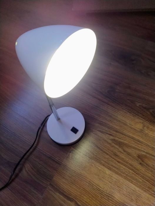 Lampka nocna stojąca biurkowa E14