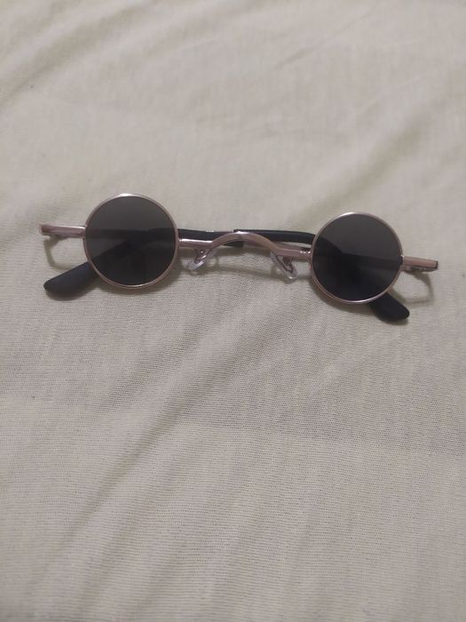 Очки круглые черные