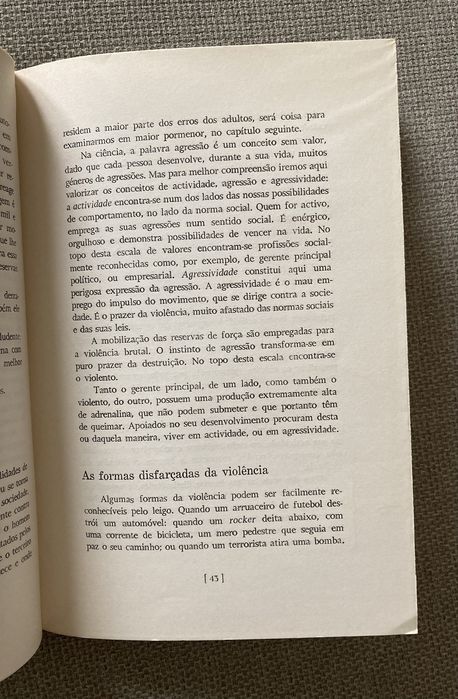 Livro A Nova Violência, de Wolfgang Salewski e Peter Lanz