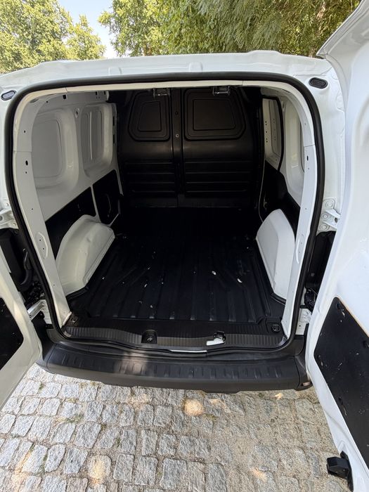 Renault Kangoo 3 lugares NACIONAL 2023 C/iva dedutivel