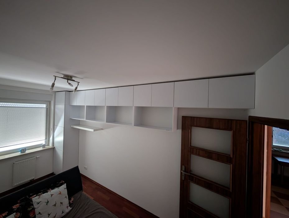 Sprzedam zestaw mebli