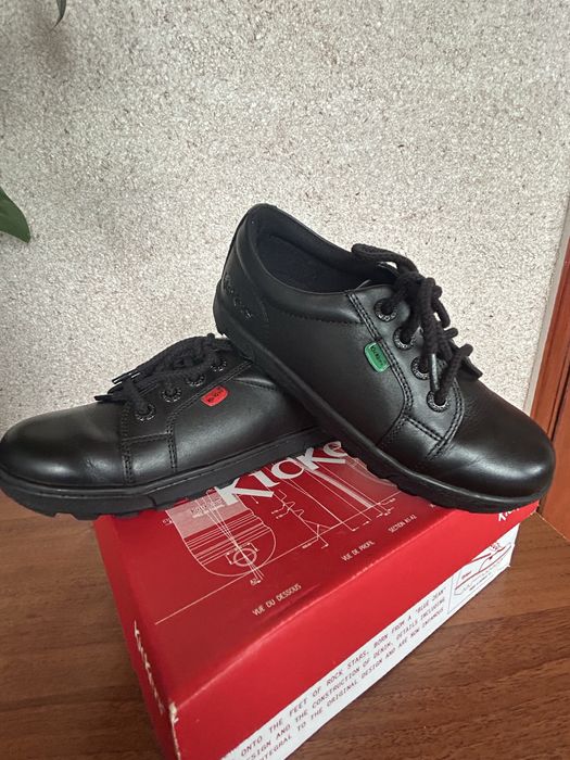 Дитячі туфлі KicKers