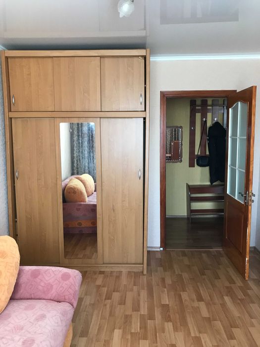 Продається 2к. квартира на Пісках