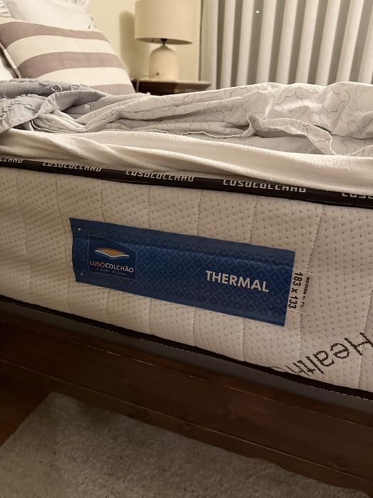Cama com colchão
