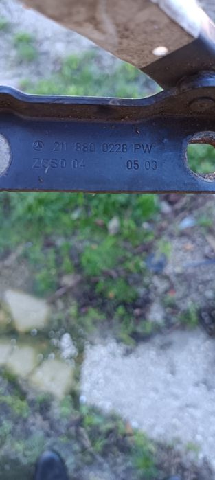 Vendo dobradiça do capô Mercedes w211