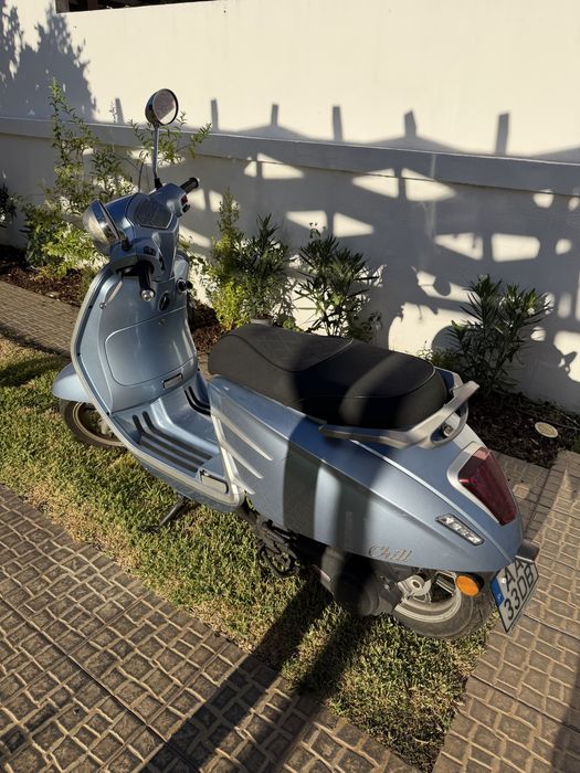 Scooter UM Chill 125