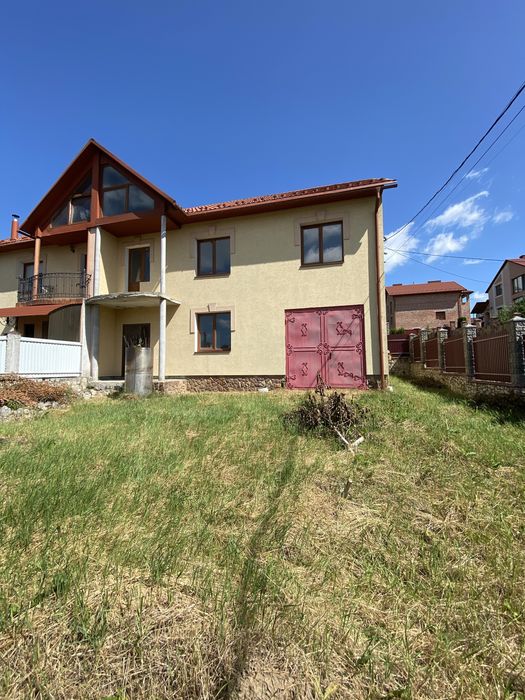 Продаю таунхаус в Петриках