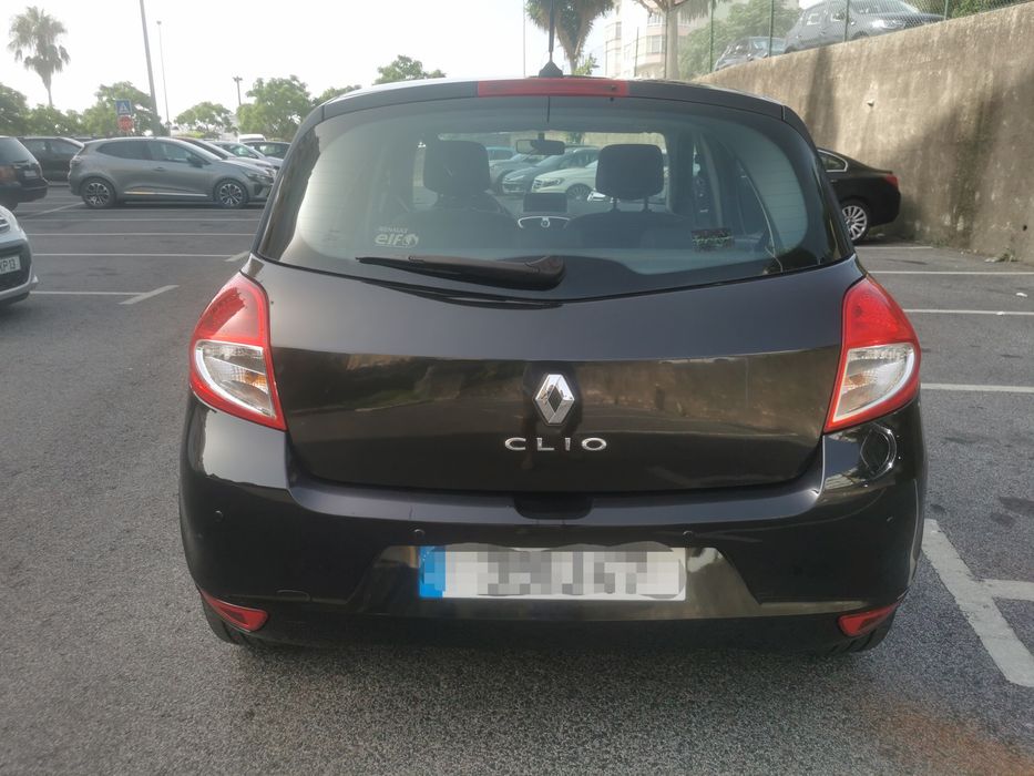 Renault Clio 1.2i de 2009 (140.000kms)