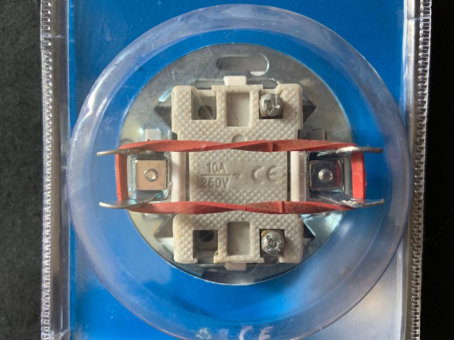 Выключатели Розетки
НОВЫЕ.