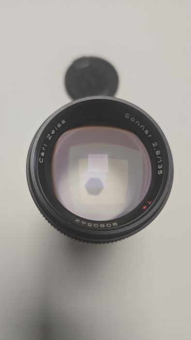 Objetiva Carl Zeiss Sonnar T* 135mm f2.8 (CY) - Adaptador Fuji X