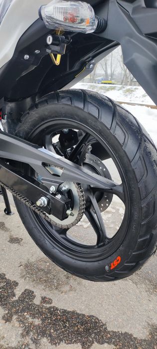 Мотоцикл Lifan KP200 (Lifan Irokez)Лифан Ирокез червоний, жовтий, чорн