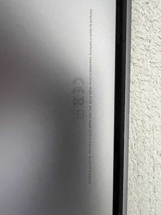 MacBook PRO 14.1