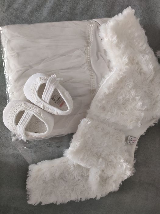 Komplet na chrzciny chrzest Święty ubranko sukienka buty dziewczynka