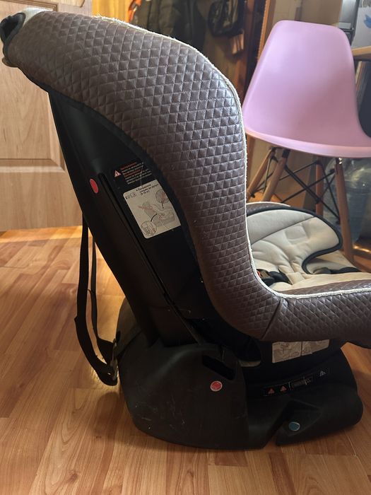 Автокресло Geoby cs800e