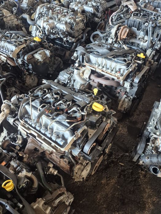 Мотор 2.5 DCI Мастер Мовано Трафік G9U  Віваро Лагуна Еспейс