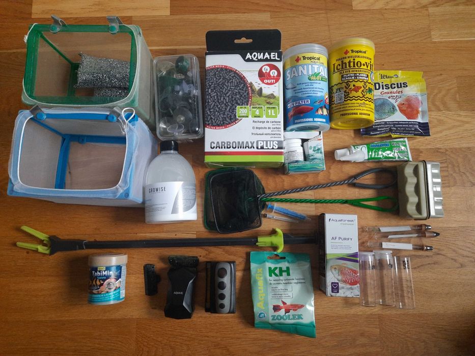Chemia akwariowa i akcesoria - cena za całość