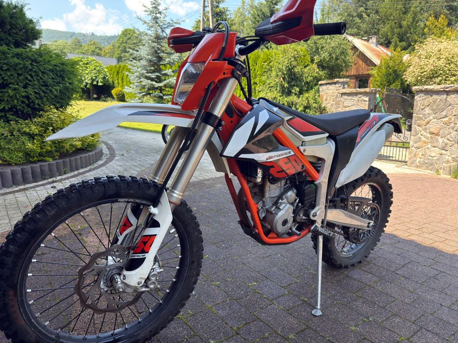 KTM