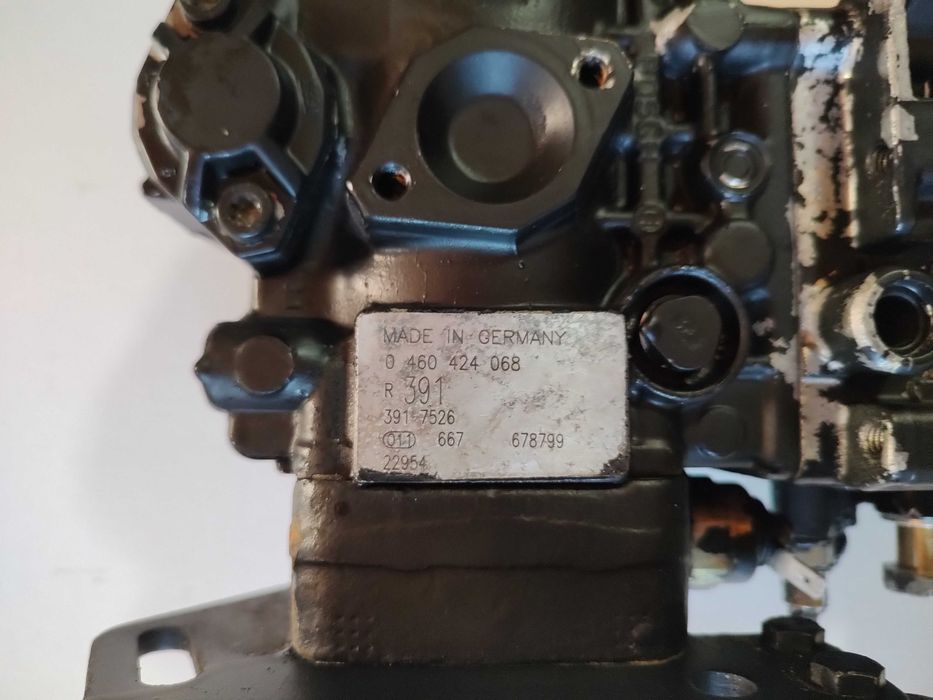 Pompa wtryskowa CASE 5120 4 CYL