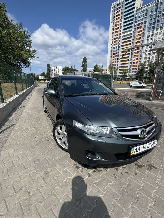 Honda Accord 7 2006 бензин